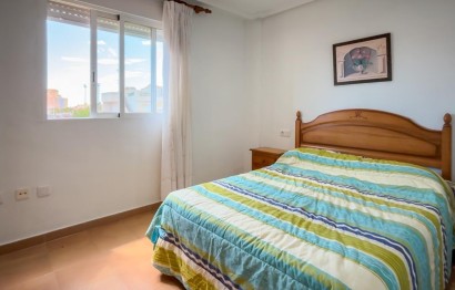 Resale - Apartment - Santa Pola - Centro