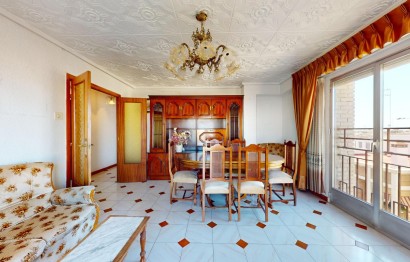 Resale - Apartment / flat - Elche - Plaza Crevillente