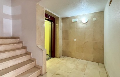 Reventa - Apartamento / piso - Elche - Centro