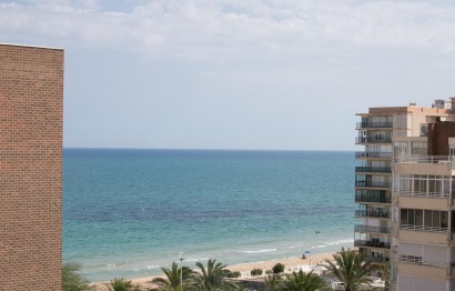 Resale - Apartment / flat - Arenales del Sol - Segunda linea playa