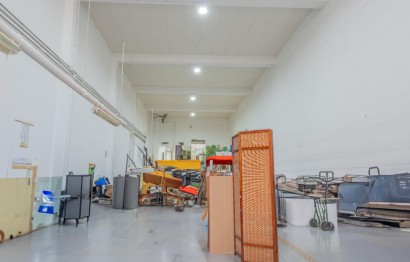 Reventa - Industrial unit - Elche - Carrus