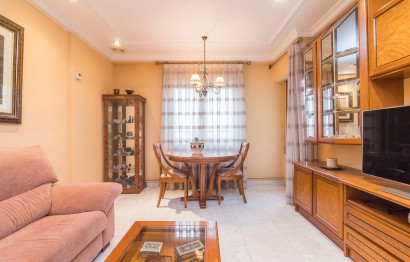 Reventa - Apartment - Elche - Corazon de Jesus