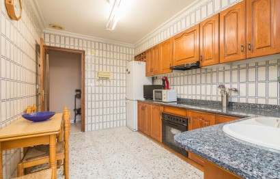 Reventa - Apartment - Elche - Corazon de Jesus