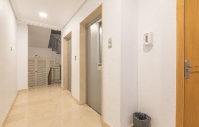 Reventa - Apartment - Elche - Corazon de Jesus