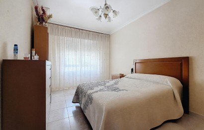 Resale - Villa - Onil - Avenida De La Paz