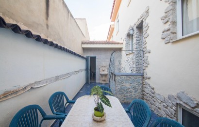 Resale - Townhouse - La Romana - PUEBLO