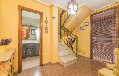 Resale - Townhouse - La Romana - PUEBLO