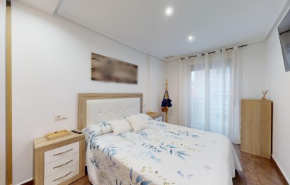 Resale - Apartment - Santa Pola - Playa Levante