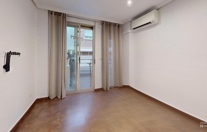 Resale - Apartment - Santa Pola - Playa Levante