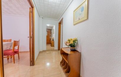 Reventa - Apartamento / piso - Elche - Centro