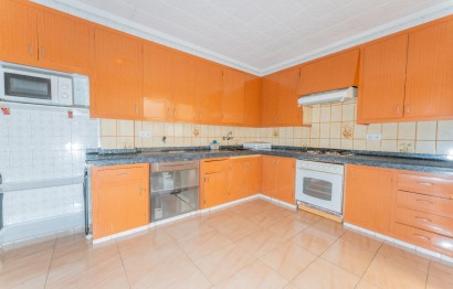 Resale - Apartment / flat - Elche - Center