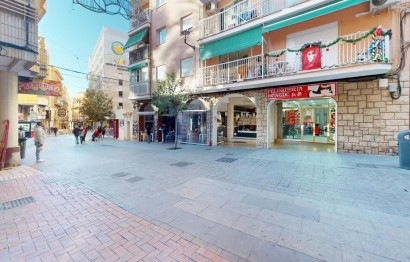 Location à long terme - Commercial - Benidorm - Levante