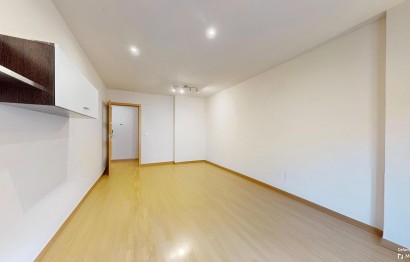 Reventa - Apartamento / piso - Elche - Plaza Crevillente