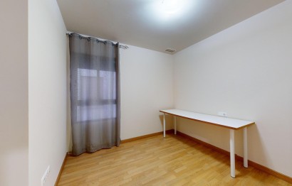 Reventa - Apartamento / piso - Elche - Plaza Crevillente