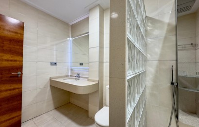 Reventa - Apartment - Elche - Porcelanosa