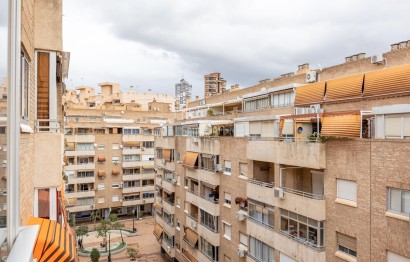 Revente - Apartment - Benidorm - Centro