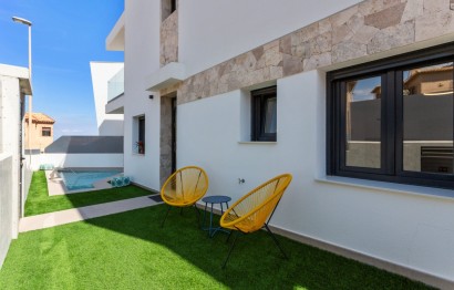 Obra nueva - Villa - Torrevieja - Torrejón