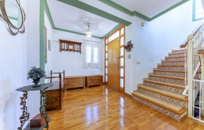 Resale - Villa - San Juan Alicante - La Font