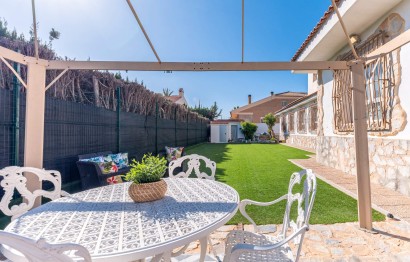 Resale - Villa - San Juan Alicante - La Font