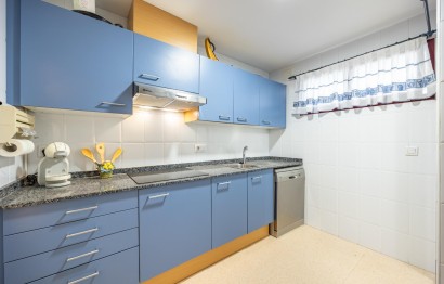 Resale - Apartment - Benidorm - Cala de Benidorm