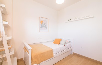 Reventa - Apartamento / piso - Arenales del Sol - Calle albacete