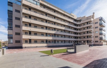 Reventa - Apartamento / piso - Arenales del Sol - Calle albacete