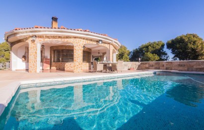 Resale - Villa - Crevillent - Comunidad valenciana