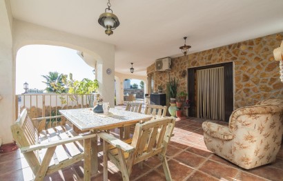 Resale - Villa - Crevillent - Comunidad valenciana