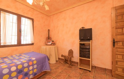 Resale - Villa - Crevillent - Comunidad valenciana