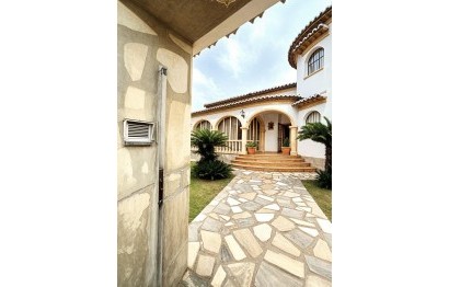 Resale - Villa - Denia - Devesses - Monte Pego