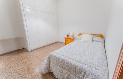 Resale - Apartment / flat - Elche - Reina Victoria-Miguel Hernández