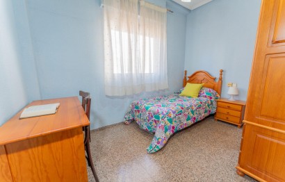 Reventa - Apartamento / piso - Elche - Reina Victoria-Miguel Hernández