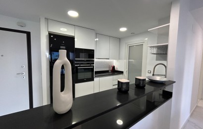 Resale - Apartment - Arenales del Sol