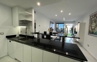 Resale - Apartment - Arenales del Sol
