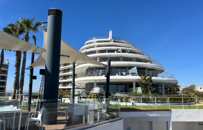 Resale - Apartment - Arenales del Sol