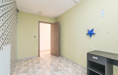 Resale - Apartment / flat - Elche - Plaza Barcelona