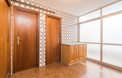 Reventa - Apartamento / piso - Elche - Centro