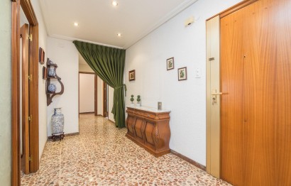 Reventa - Apartamento / piso - Elche - Centro