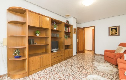 Reventa - Apartamento / piso - Elche - Centro