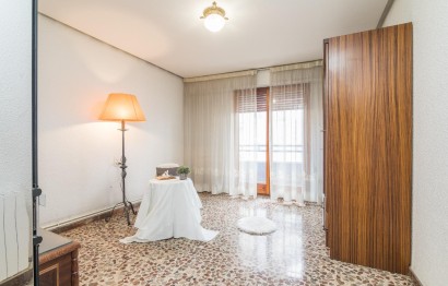 Reventa - Apartamento / piso - Elche - Centro