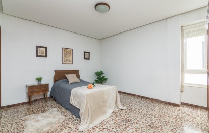 Reventa - Apartamento / piso - Elche - Centro