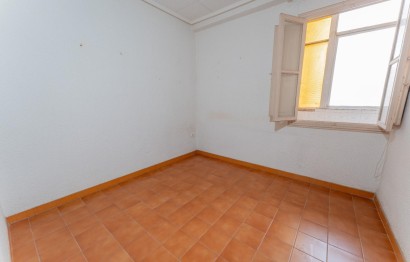 Reventa - Apartamento / piso - Elche - Centro