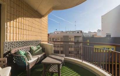 Reventa - Apartamento / piso - Elche - Centro