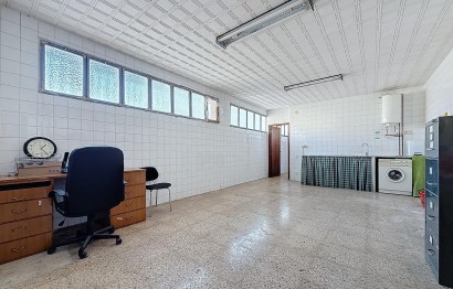 Reventa - Comercial - Biar - Comunidad valenciana