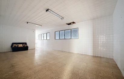 Reventa - Comercial - Biar - Comunidad valenciana
