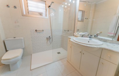 Revente - Appartement - Elche - Reina Victoria-Miguel Hernández