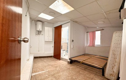 Revente - Commercial - Elche - Center