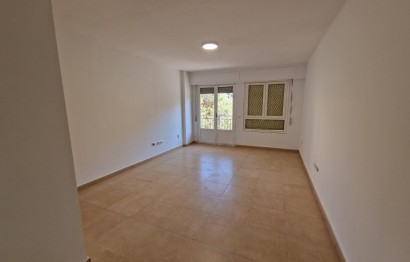 Reventa - Apartamento / piso - Alicante - Altozano