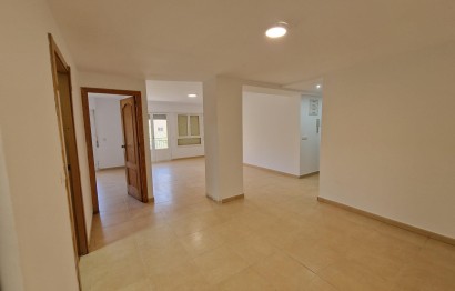 Reventa - Apartamento / piso - Alicante - Altozano