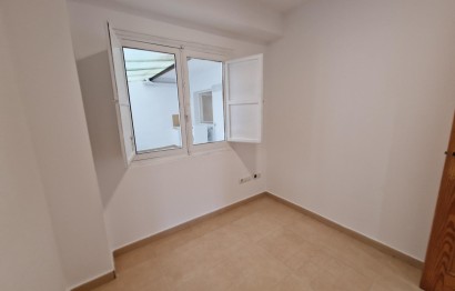 Reventa - Apartamento / piso - Alicante - Altozano